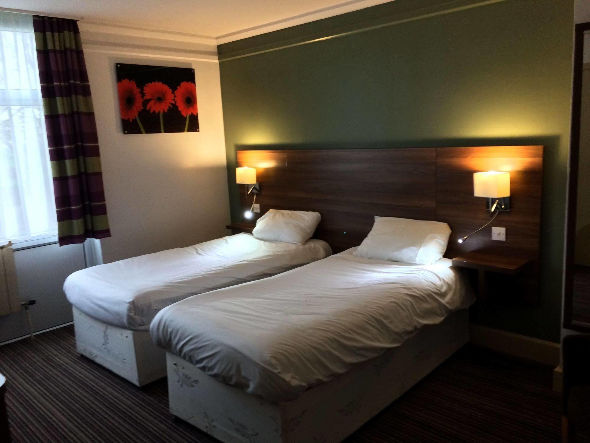 Yorkshire Gateway Hotel South Milford エクステリア 写真