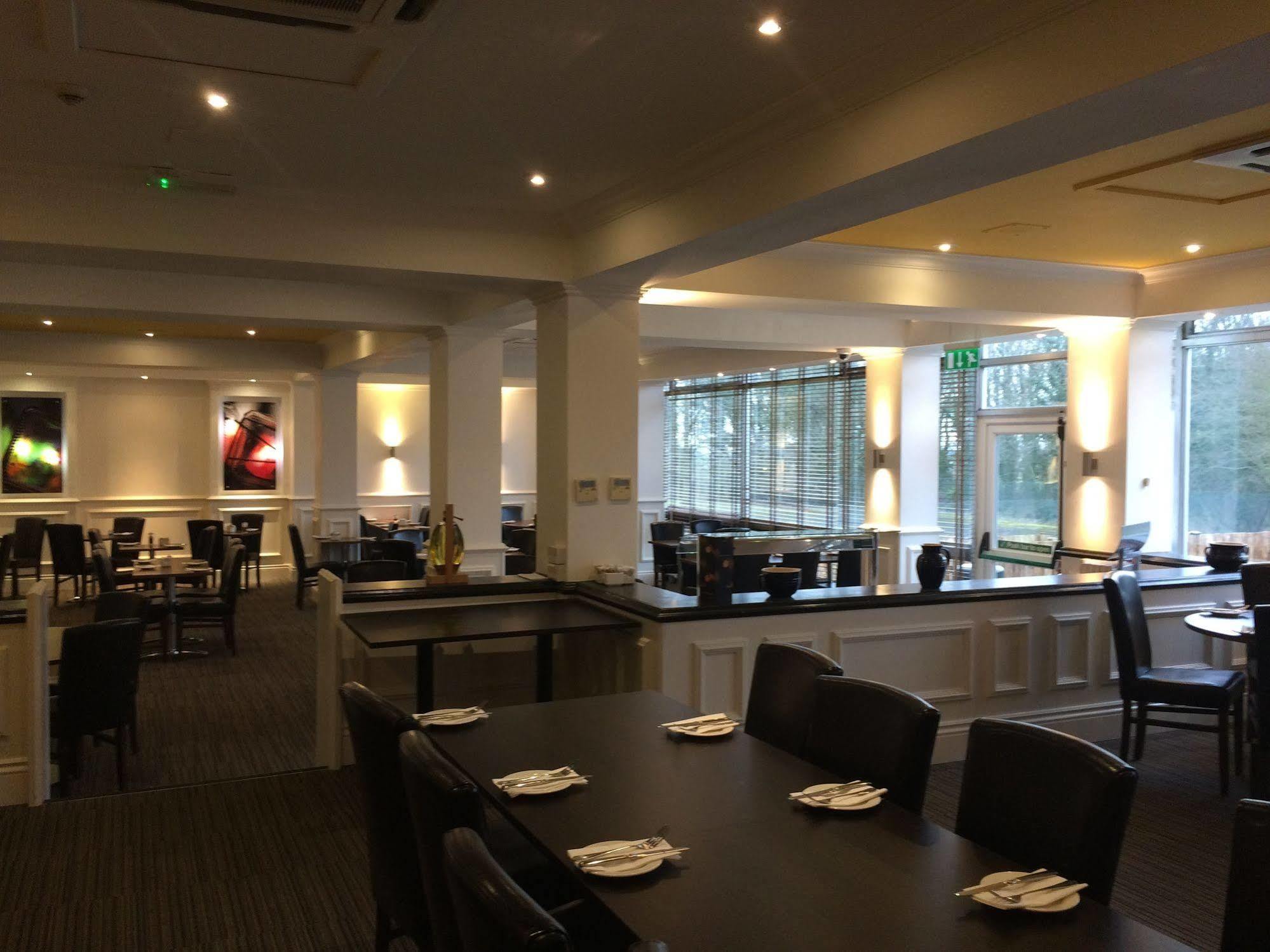 Yorkshire Gateway Hotel South Milford エクステリア 写真